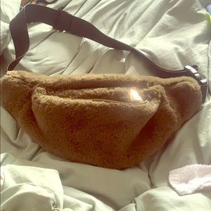 Green furry fanny pack!